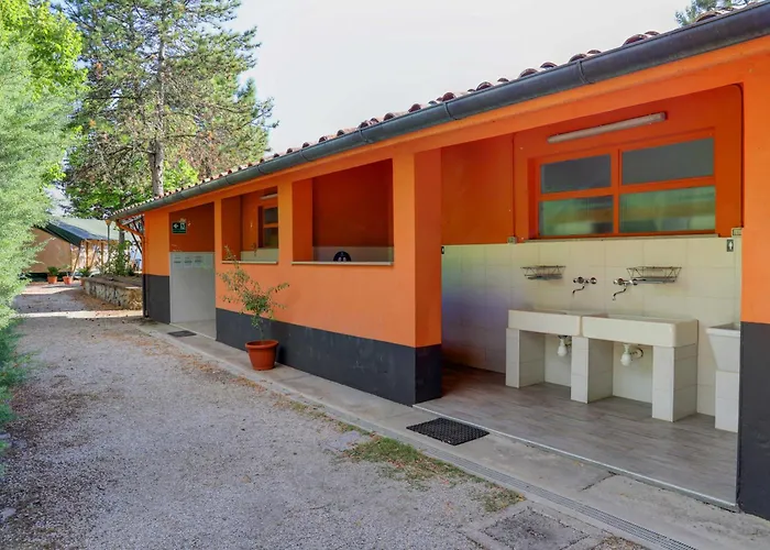 Camping Luna Del Monte Monte Santa Maria Tiberina